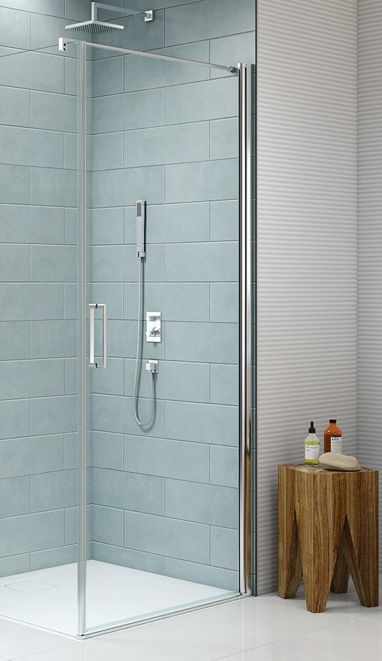 MERLYN 8 SERIES FRAMELESS PIVOT DOOR 900MM