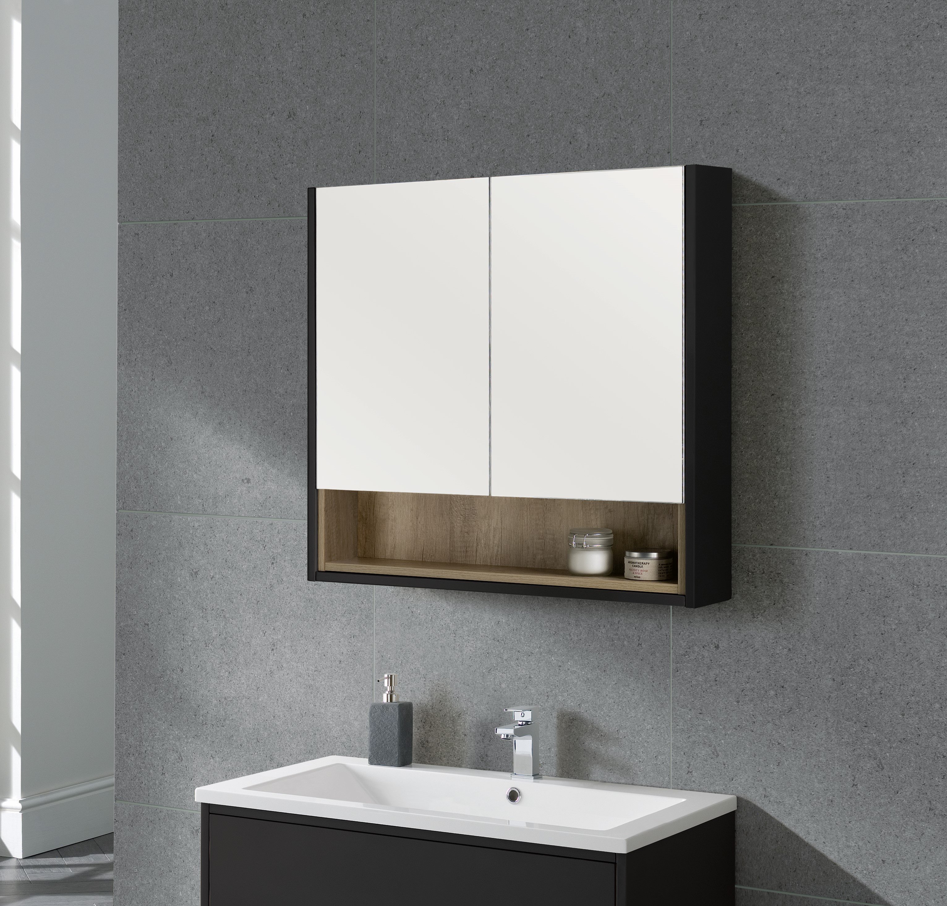 LUCCA  600 MATT BLACK MIRROR